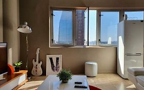 Franklin Luxury Apartment